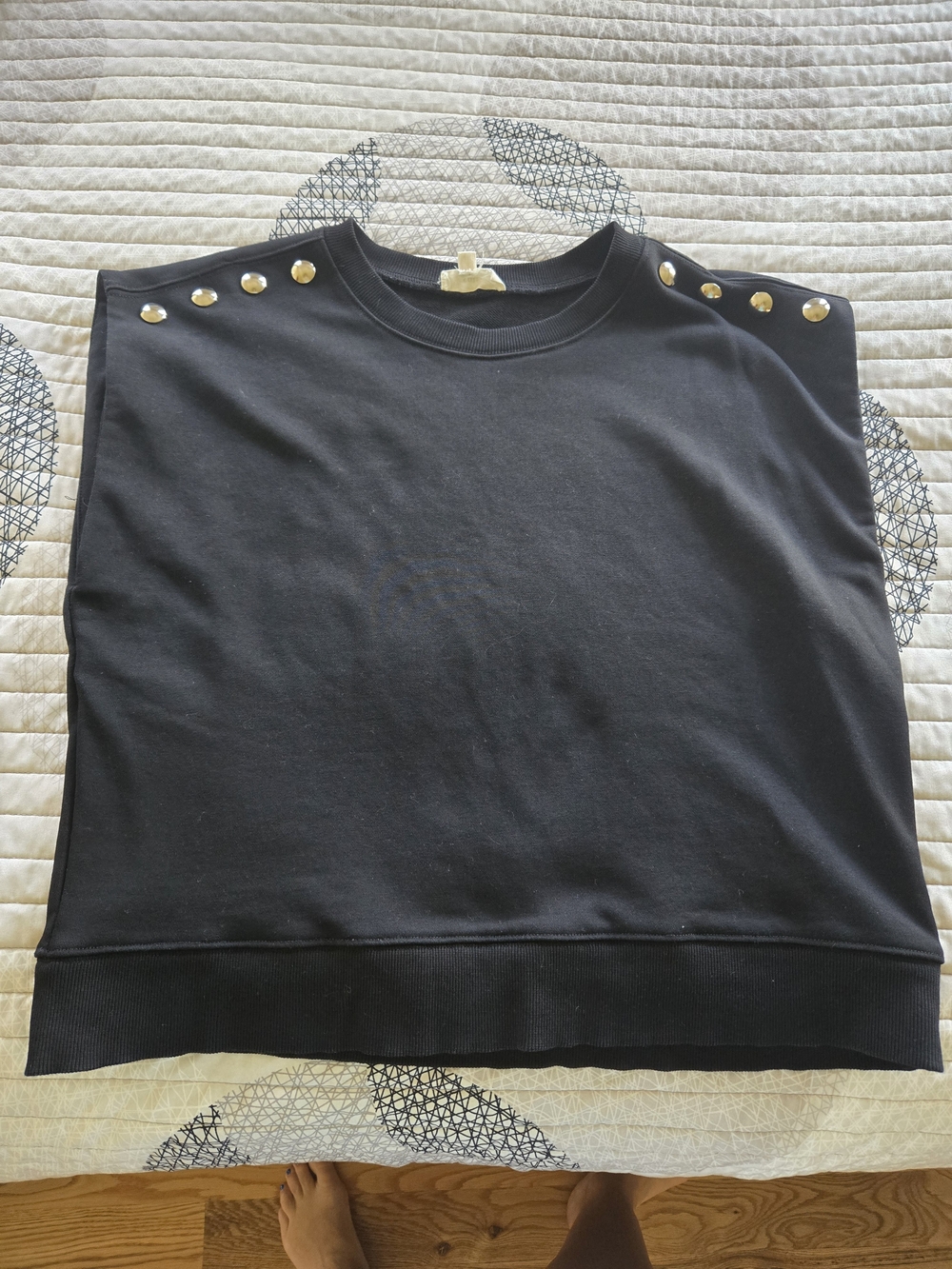 entro Black Ribbed Crewneck Sweatshirt - Size M